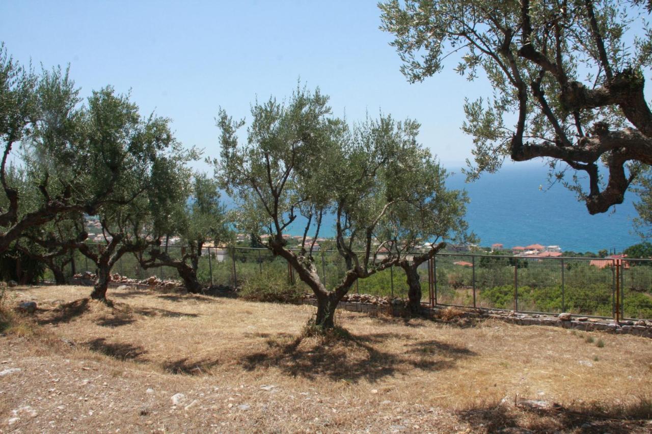 Sea And Mountain View Villa Kalamáta Kültér fotó
